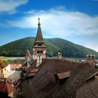 Oravský Hrad Castle - Slovakia.travel